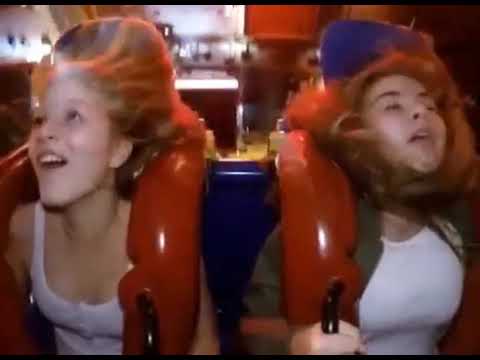 بنات في الملاهي جنون وصراخ واشياء اخرى