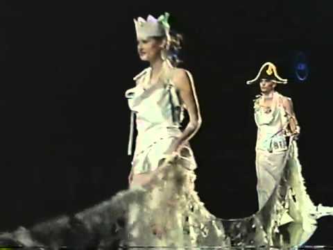 Christian Dior Haute Couture 2000 Spring Summer (Full)