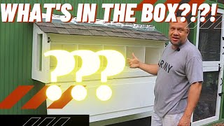 What nesting box material will chickens like best?