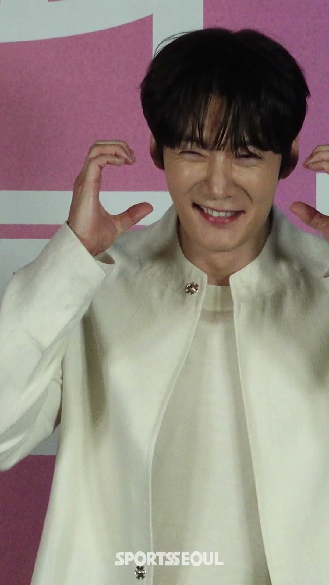 최진혁, 볼하트는 부끄럽네요~