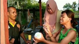 ACIL LANTIH MENGGOSIP