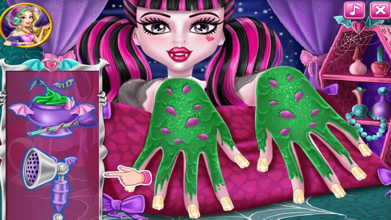 What are some popular Monster High games for girls?