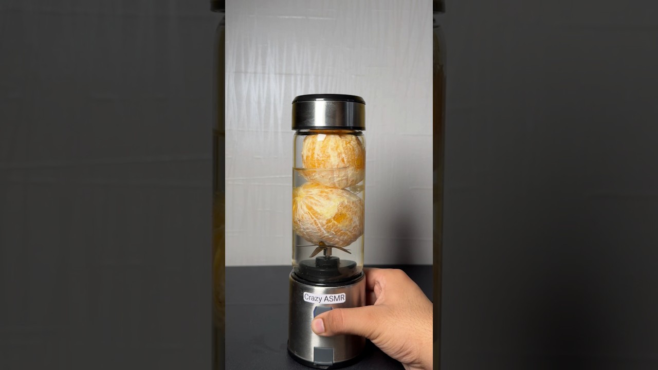 Orange 🍊 Juice in Mini Blender 😋🤩