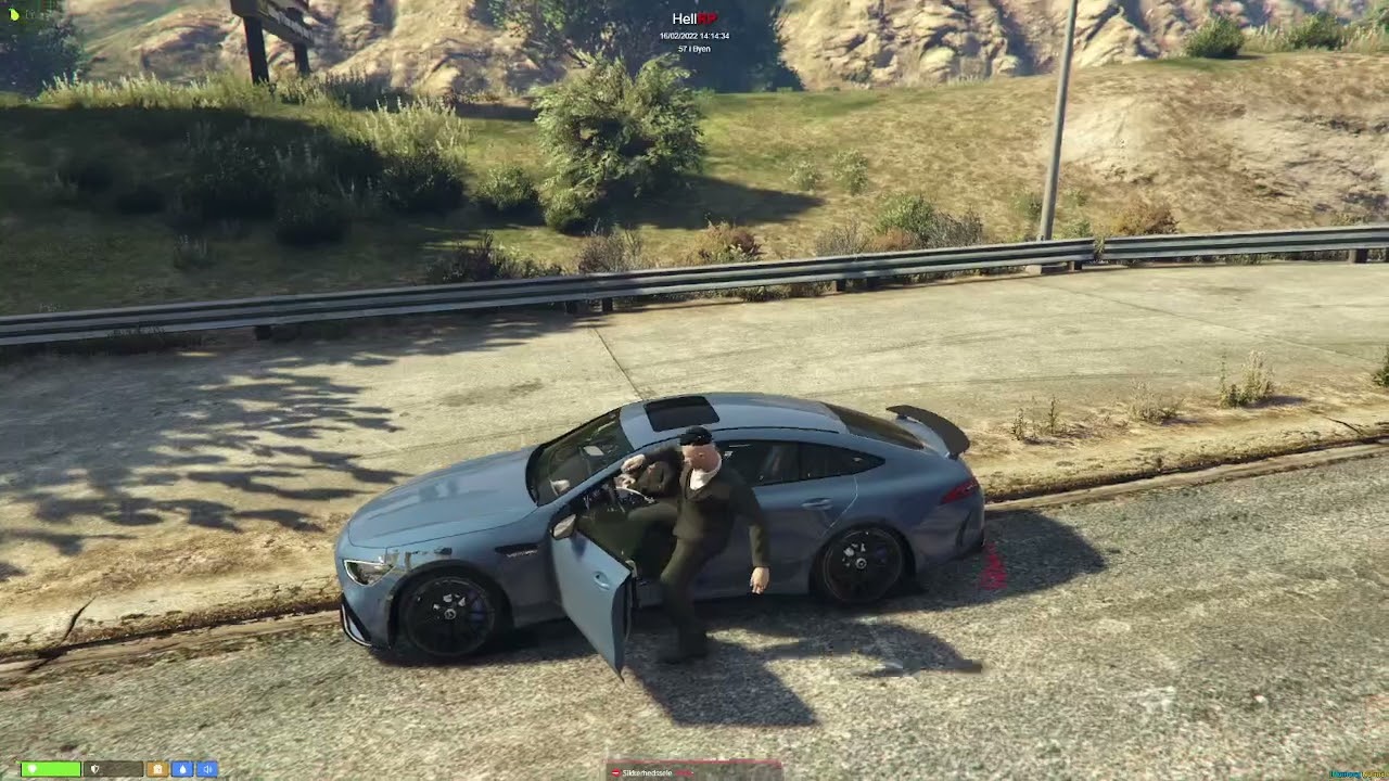 Spiller FiveM: HellRP, mig som Bilforhandler og Staff