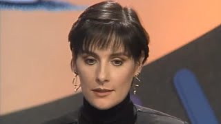 Enya - Interview on &#39;Superclassifica Show&#39; (TV Sorrisi e Canzoni, Italy, 1992) • rare