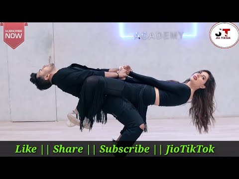 Naagin Jaisi Kamar Hila || Whatsapp status || Ft .Elnaaz Norouzi || Nagin jaisi kamar Hilaa ||