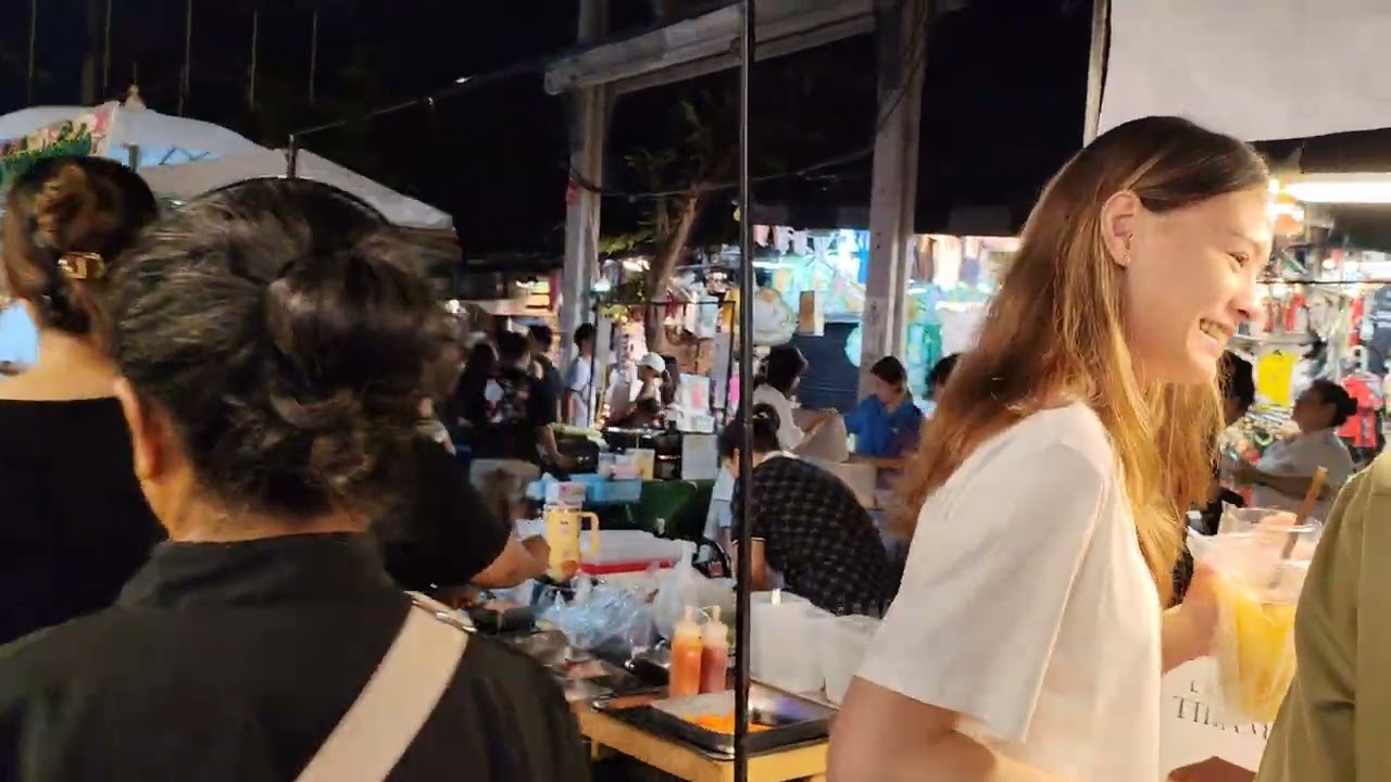 JJ Night Market Come Back! ตลาดนัดกลางคืนจตุจักรกลับมาแล้ว#thailand #nightmarket #share #food 