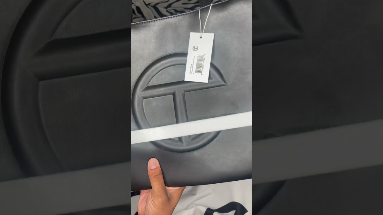 Medium 🖤 Telfar Unboxing• • •
