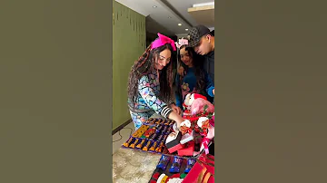سيلفي جاب لي هديه راس السنه بدل عصام صاصا 