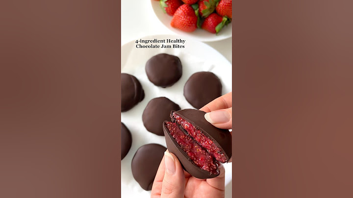 Healthy Dessert Idea: 4-ingredient Chocolate Jam Bites😍 #healthydessert #healthyrecipes