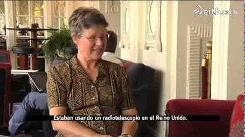 Jocelyn Bell Burnell descubrió la primera radioseñal de un púlsar