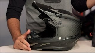Troy Lee SE4 Helmet Review at RevZilla.com