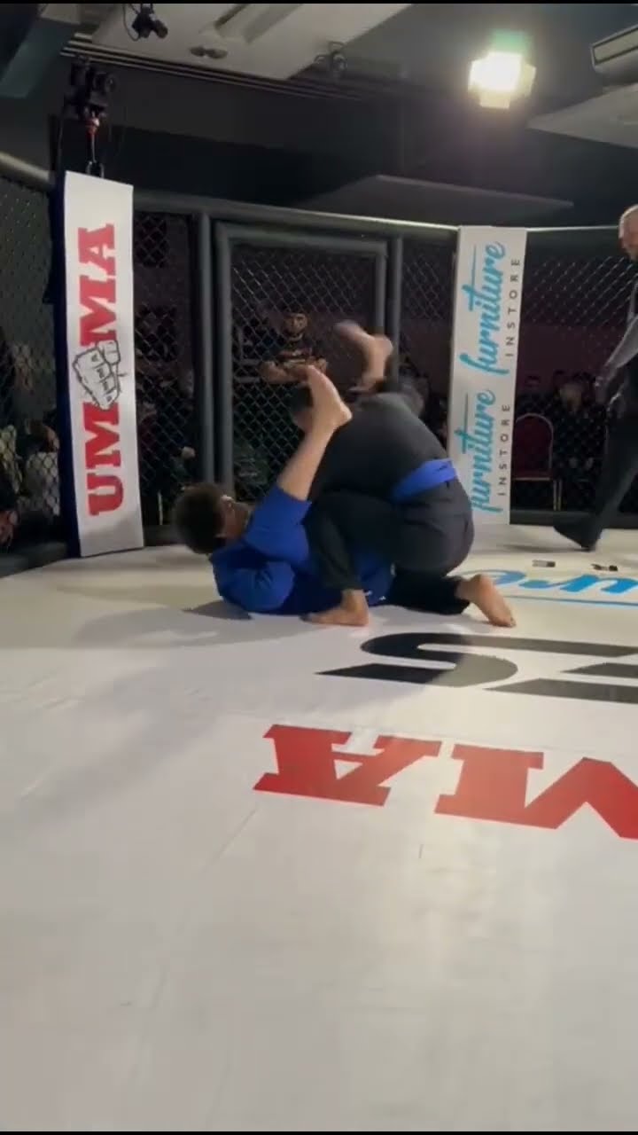 Grappling action at UMMA MMA show!! Tune in now to watch