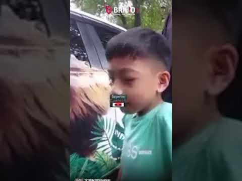 Momen kocak Jan Ethes, ngaku puasa tapi minum di depan Gibran Rakabuming
