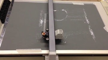 Plotting on a Roland DXY with a white pen - Video 1