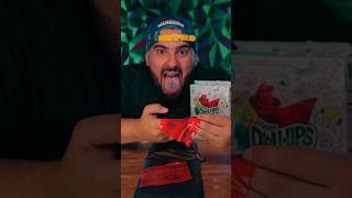 مين جرب طبعة اللسان 😛🤯 #asmr #snake #rollupchallenge #roll #fruitrollup #fruit #icecream #ترند