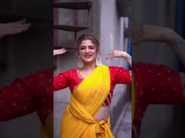 Tollywood Queen #glamourous actress 👌😍@Srabanti  #Youtube Shorts @MUSICJUNCTIONSONGS class=