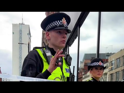 Greater Manchester Police Have Zero Respect For Photographers \ud83d\udc6e #audit #policeuk - YouTube
