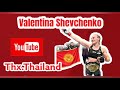 วินาที Valentina Shevchenko พูดภาษาไทยบนเวทีต่อสู้ระดับโลกหลังได้ป้องกันแชมป์ UFC การต่อสู้ MMA