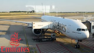 [Flight-Report] EMIRATES | Bruxelles BRU ✈ Dubai DXB | Boeing 777-300ER | Take Off