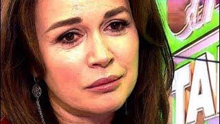У могилы аншлаг: Маму Заворотнюк заметили на кладбище У могилы аншлаг: Маму Заворотнюк заметили на кладбище