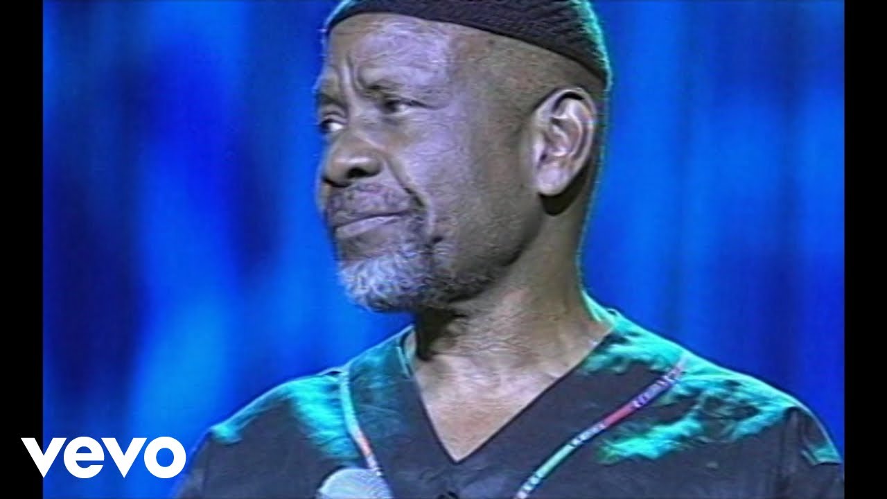 Letta Mbulu & Caiphus Semenya - Ziphi'Nkomo (Live At Carnival City, 2006) Letta Mbulu & Caiphus Semenya - Ziphi'Nkomo (Live At Carnival City, 2006)