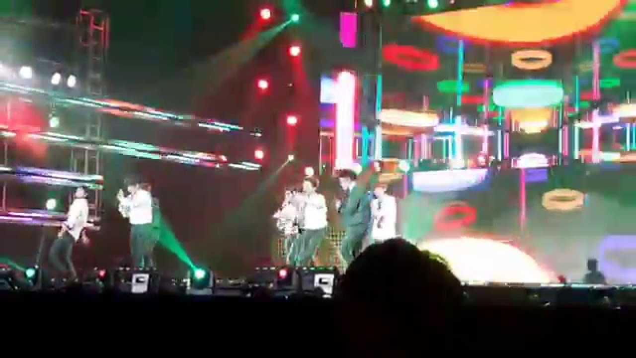 EXO - full performance (CallMeBaby & LoveMeRight) - Seoul Music Awards 2016