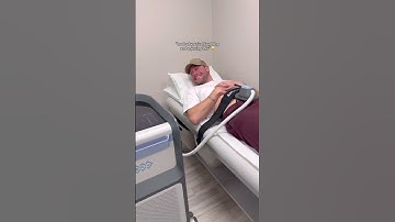 20,000 crunches in 30 min? 👀 Come with us for our first EMSculpt Neo treatment #Shorts