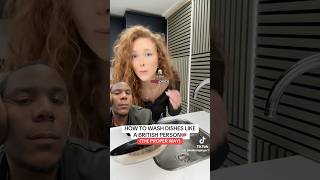 Download Lagu Ini membuatku teringat akan penurunan kebiasaan mandi yang terjadi di sana pada masa lalu. MP3