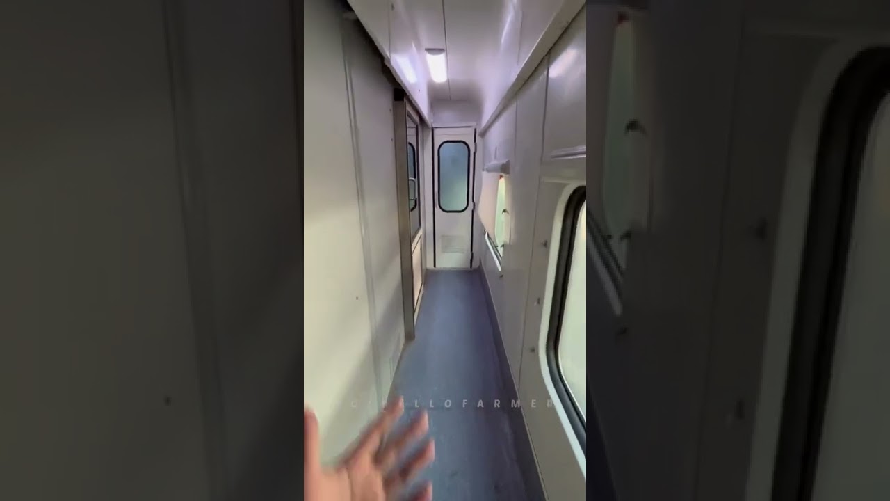 Train First Ac Couch  Anand Vihar Express H2 Class Best Private Cabin 