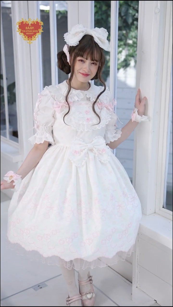 くみゃちゃんのStrawberry Garden刺繍ジャンパースカートⅠ】#ロリータ