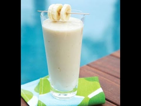 Видео рецепт Смузи с бананом и кефиром