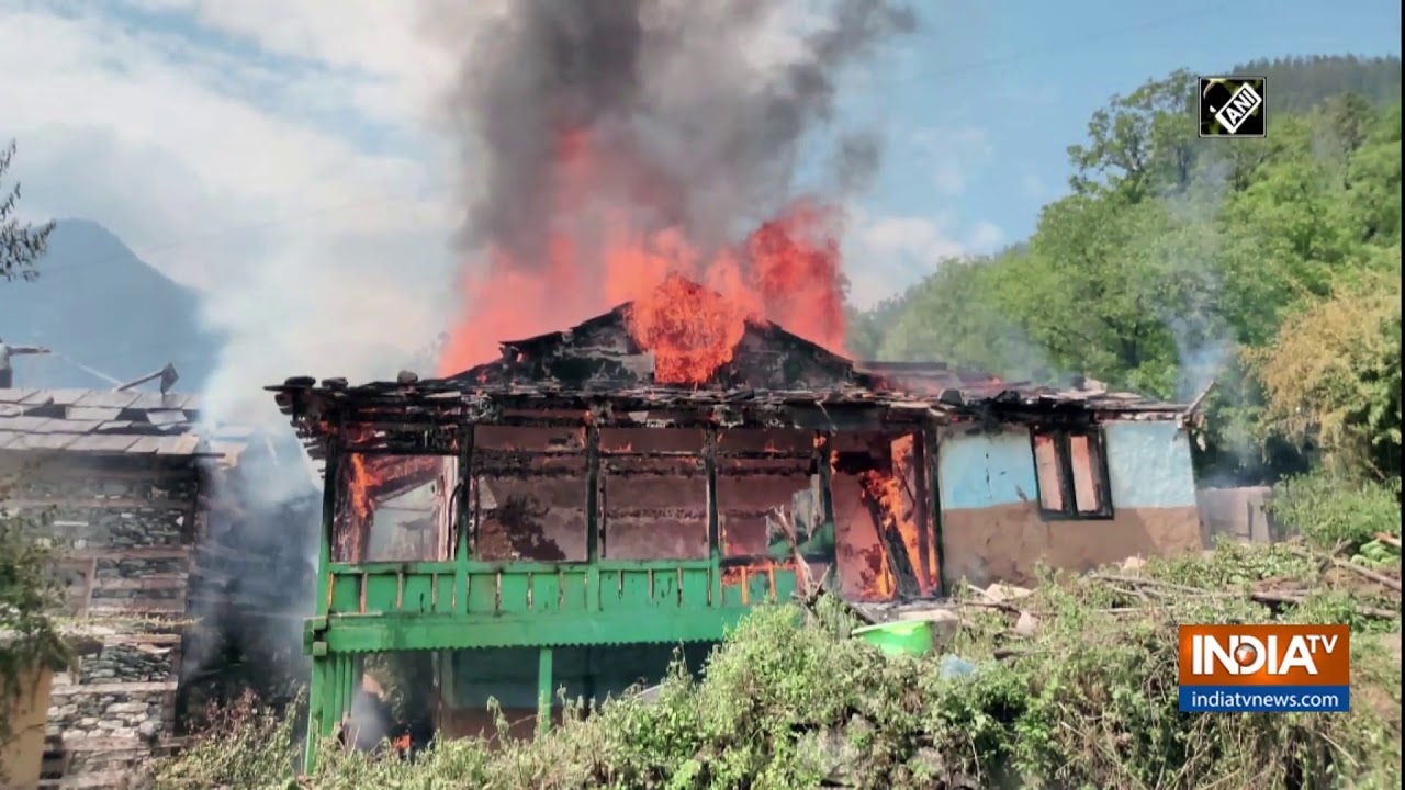 Fire engulfs wooden house in HP`s Kullu