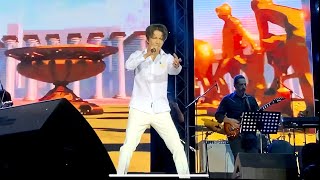 Димаш / Dimash ~ Ogni Pietra ~ Igor Krutoy Concert , Dubai 2019 fancam