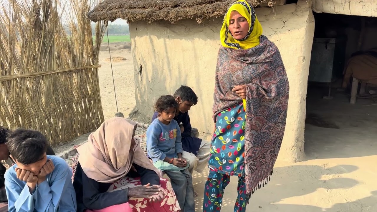 This is a very poor guy /yeah Bohut Gharib log Hai 