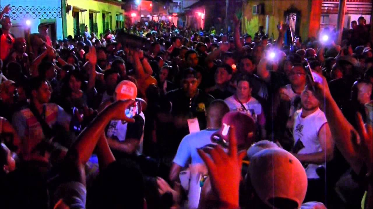 NUEVA ONDA HERMANOS CLARK MARTES DE CARNAVAL 2014