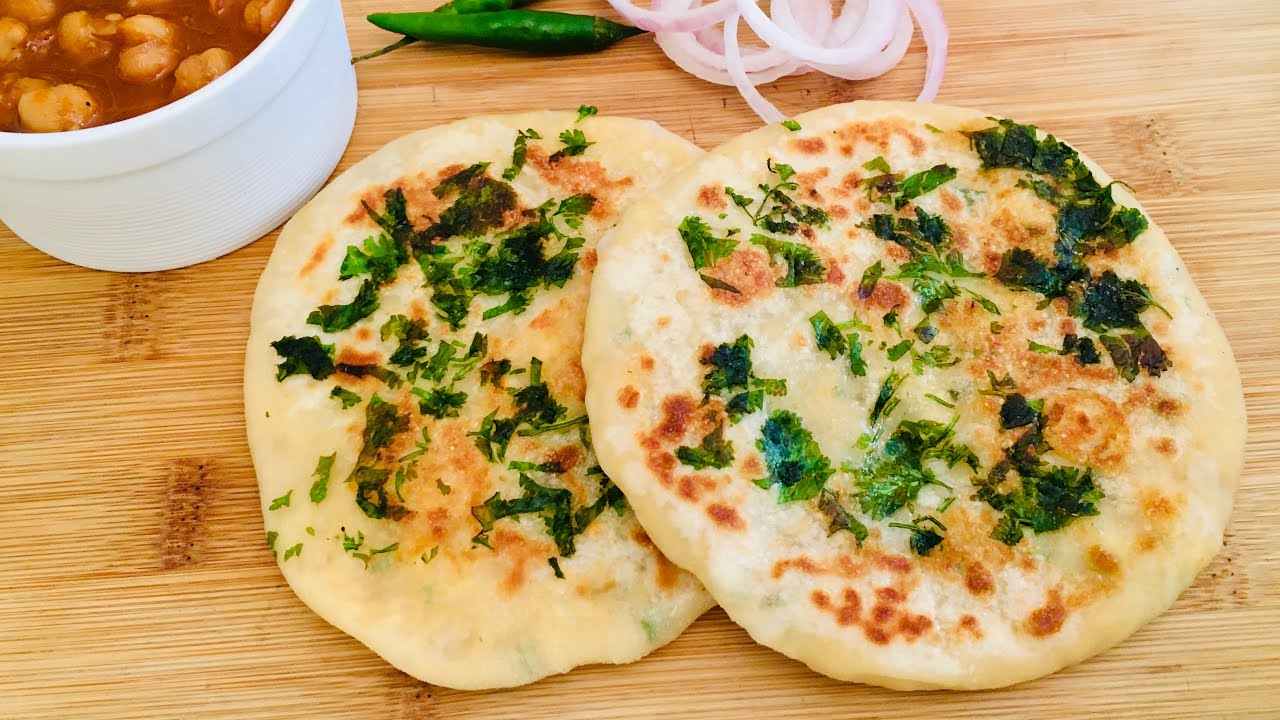 Aloo Paneer Stuffed Kulcha On Tawa | Aloo Kulcha | Amritsari Aloo Kulcha | Kulcha Recipe in Hindi | Anyone Can Cook with Dr.Alisha