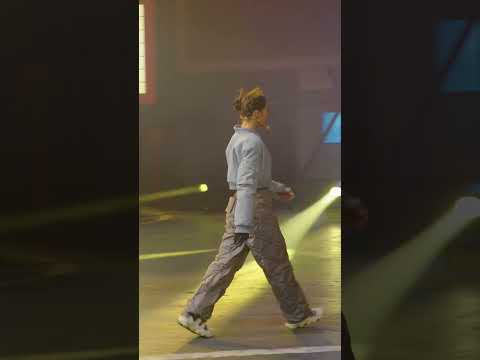 XG - LEFT RIGHT (XG SHOOTING STAR LIVE STAGE)  Stage Cam #MAYA