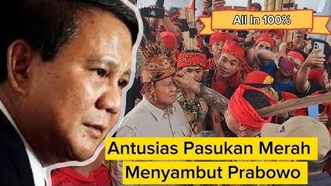 Prabowo Di Sambut Pasukan Merah Suku Dayak Kalimantan