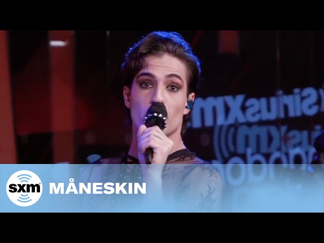 Måneskin — Beggin' | LIVE Performance | SiriusXM class=
