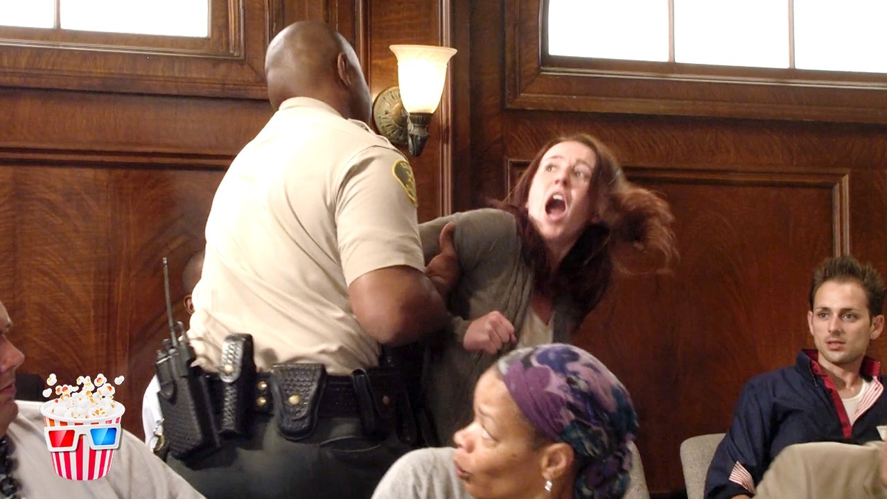 A Juror is Dragged Out of Court | Franklin & Bash S1E3