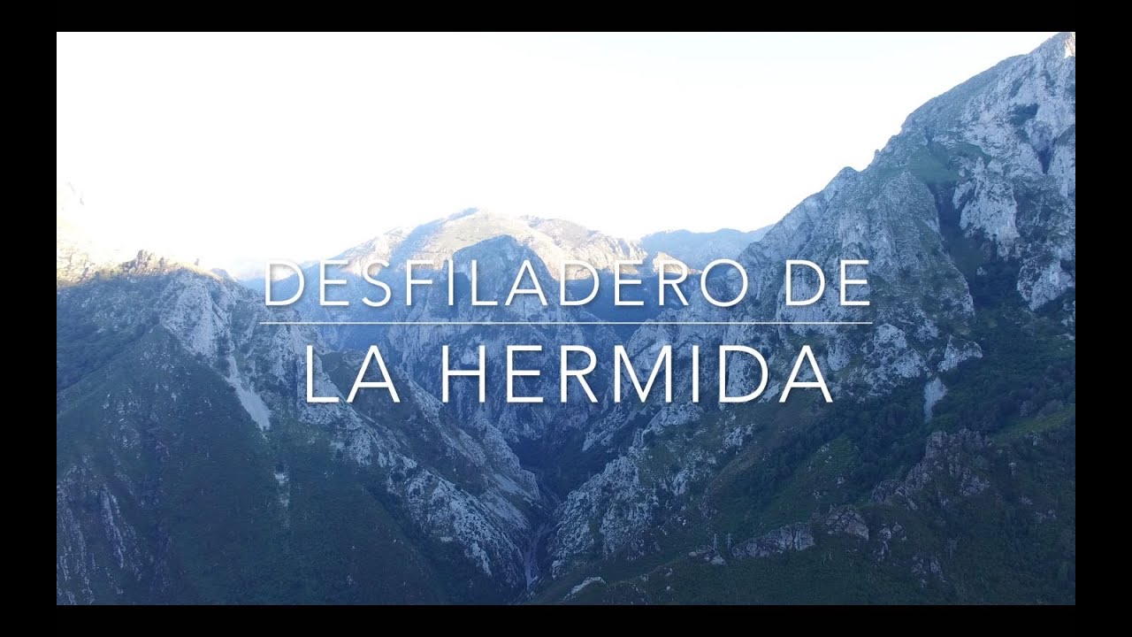 Desfiladero de La Hermida Cantabria y Asturias  a vista de Dron/ Drone flight over la Hermida Pass