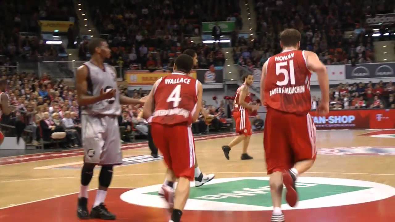 bundesliga tabla Jonathan Wallace Layup vs. Artland Dragons