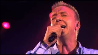 Video thumbnail of "Jannes - De Hele Wereld Mag Het Weten (Live in Ahoy)"