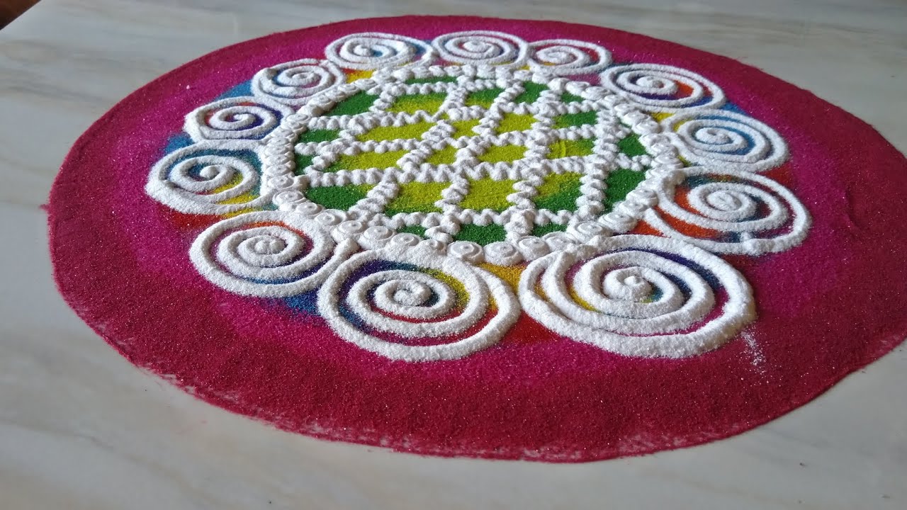 आसान रंगोली डिजाइन//circle rangoli design//Diwali special rangoli ...