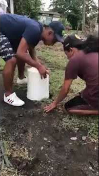 Prank taruh tai dalam ember VIDEO 😅😅😅 Lucu