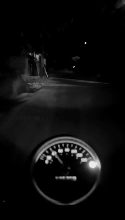 Story galau naik motor