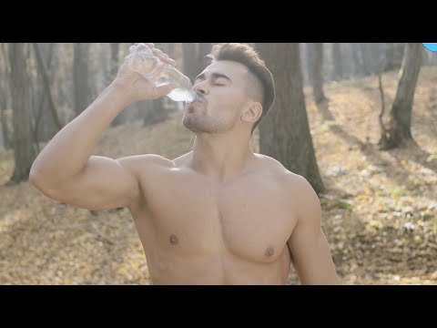 <strong>Esto</strong> comenzará a suceder <strong>en</strong> tu cuerpo si tomas agua ASÍ