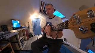 Video thumbnail of "Cut a Long Story Short Spandau Ballet. BASS"