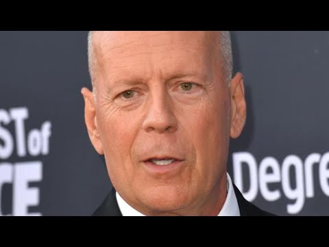 Video: Frankrijk bekroond met de Orde van Bruce Willis